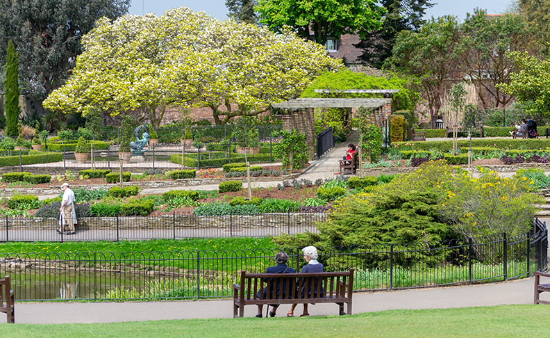 Golders Green Crematorium and Gardens	 image