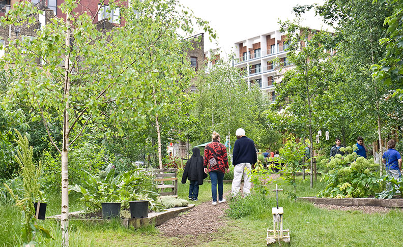 Dalston Eastern Curve Garden image