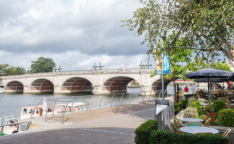Kingston upon Thames  area view
