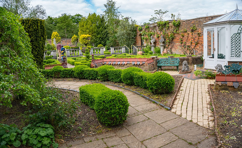 Stockwood Discovery Centre	