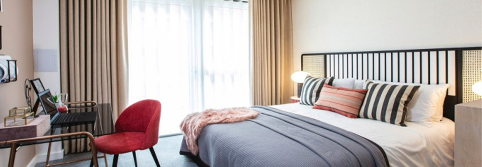 Banner interior banner 7