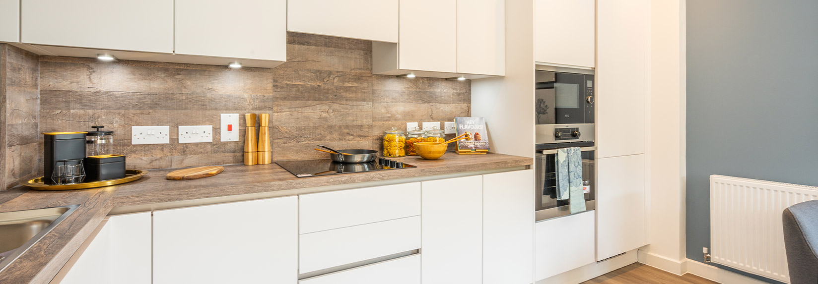 Banner interior banner 6