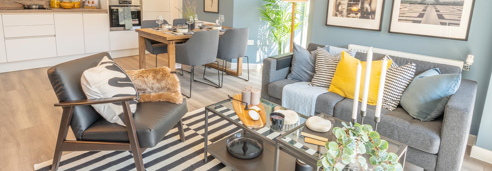 Banner interior banner 7