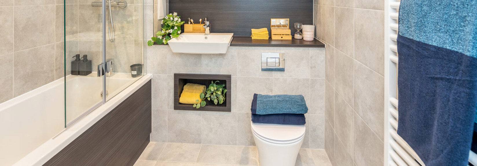 Banner interior banner 8