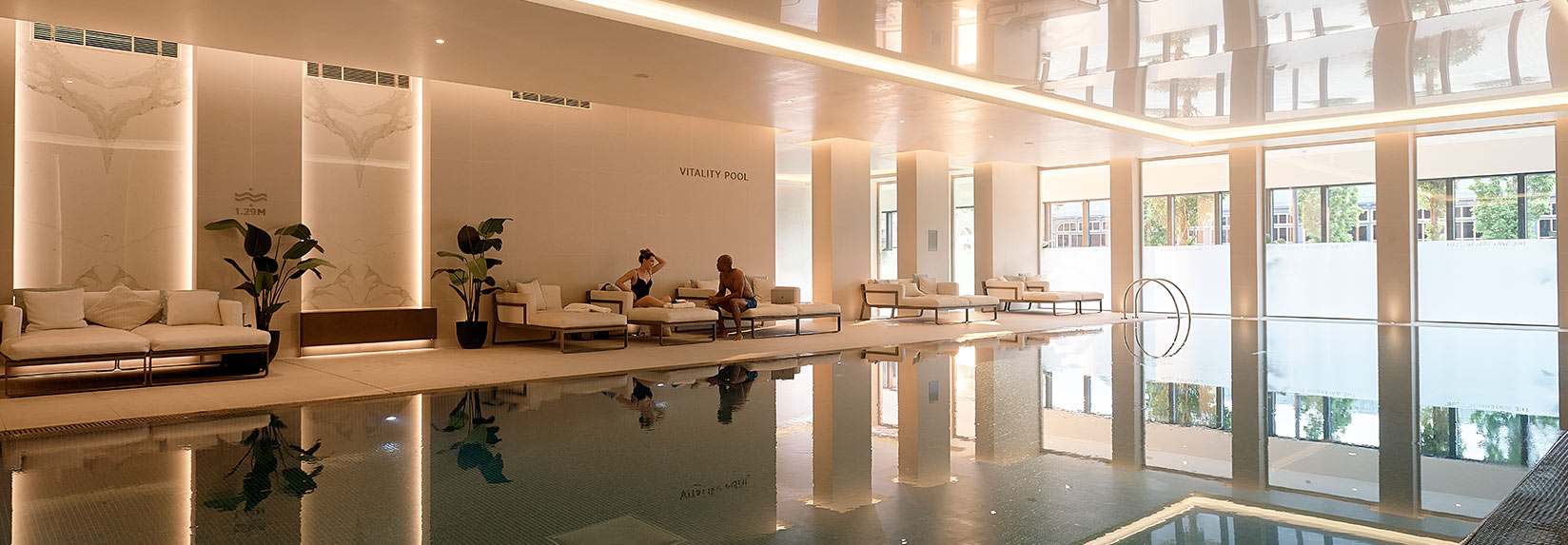 Banner exterior banner 12