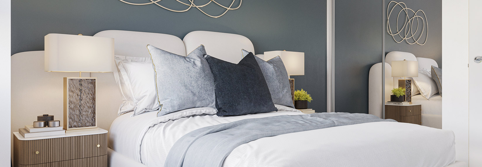 Banner Royal Gateway interior banner 5