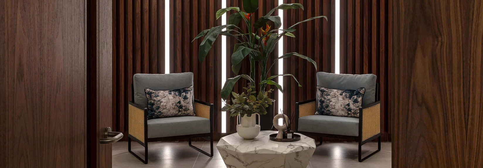 Banner interior banner 7