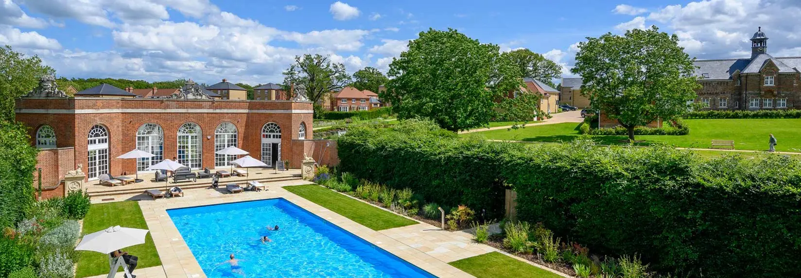 Banner interior banner 10