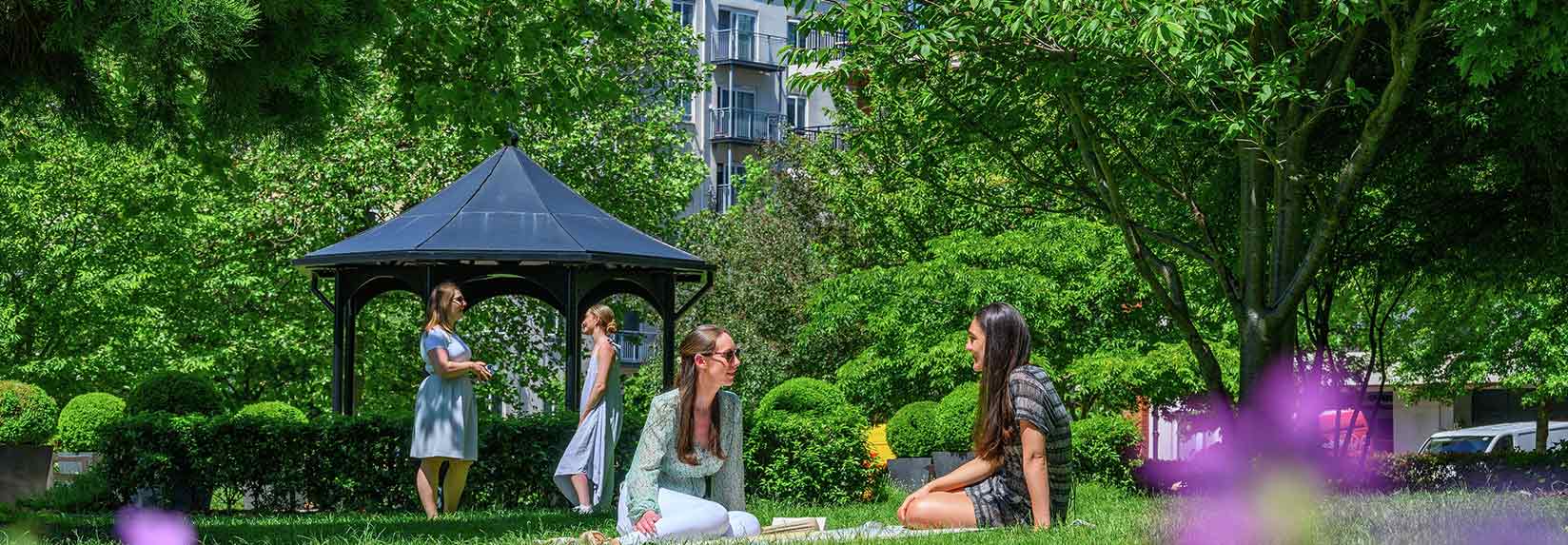 Beaufort Park banner 7