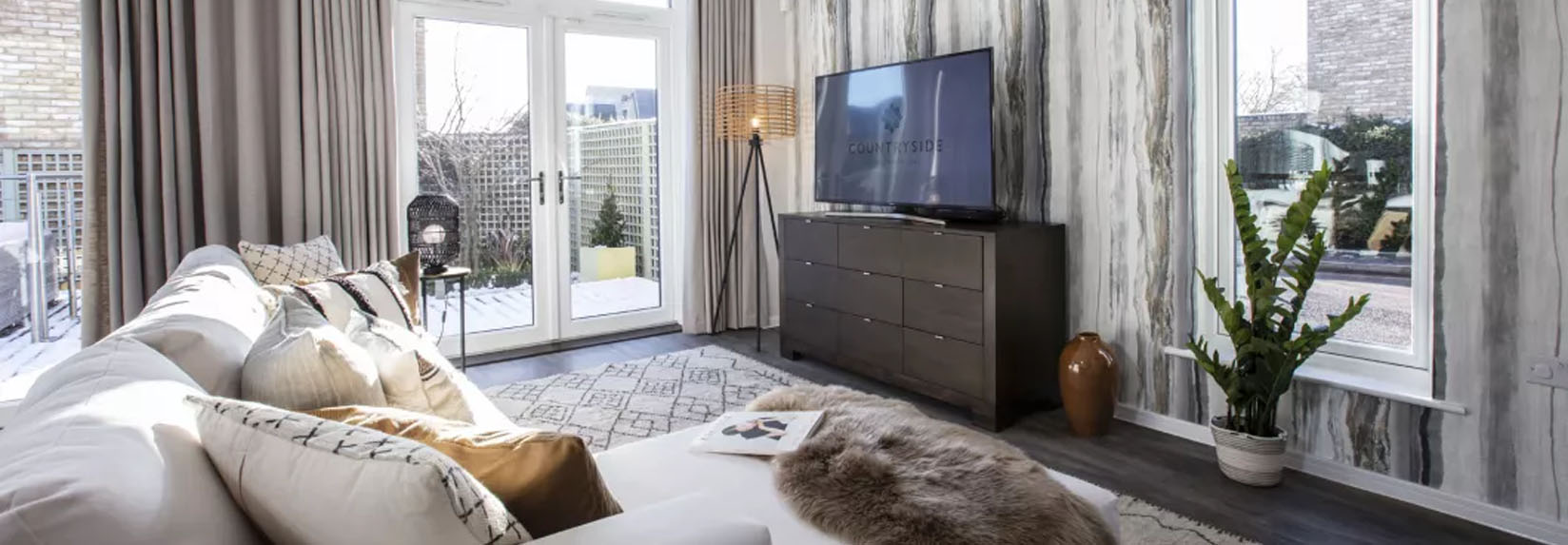 Banner Brook Valley Gardens banner 8