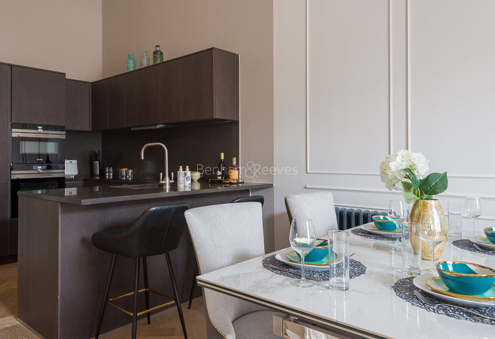 Hampstead Manor kitchen images 1