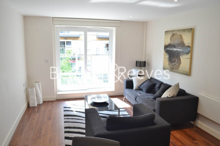 2  bedrooms flat to rent in Bromyard Avenue, Acton, W3-image 1