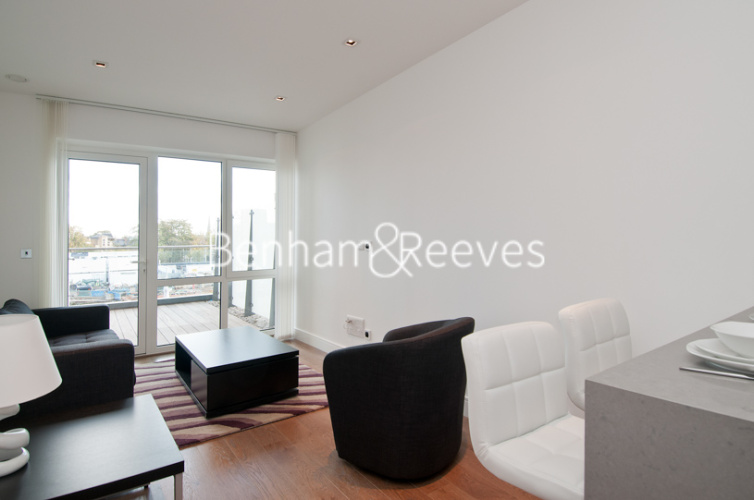 1  bedroom flat to rent in Longfield Avenue, Ealing, W5-image 1