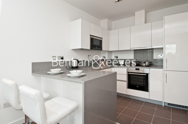 1  bedroom flat to rent in Longfield Avenue, Ealing, W5-image 2
