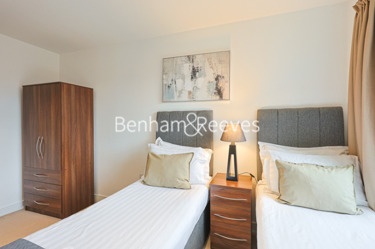 2  bedrooms house to rent in Longfield Avenue, Ealing W5-image 15