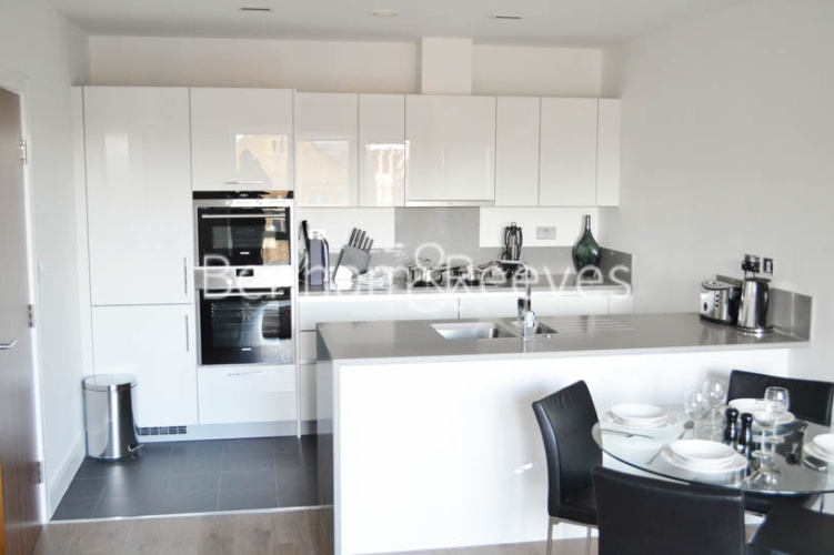 2  bedrooms flat to rent in Longfield Avenue, Ealing, W5-image 2