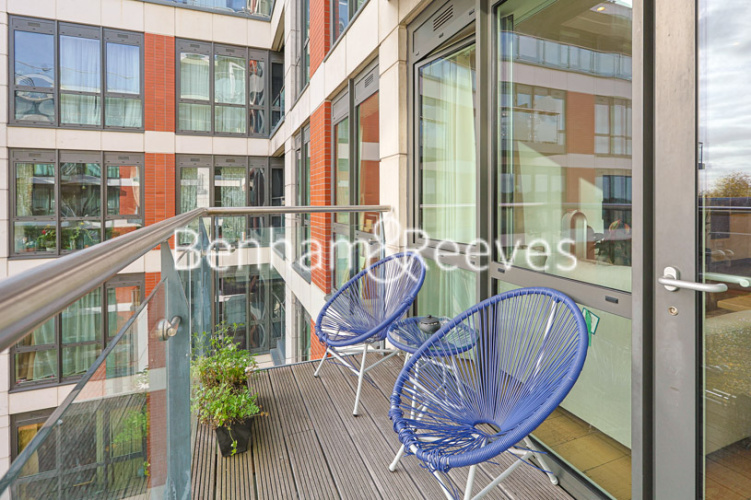 2  bedrooms flat to rent in Longfield Avenue, Ealing, W5-image 5
