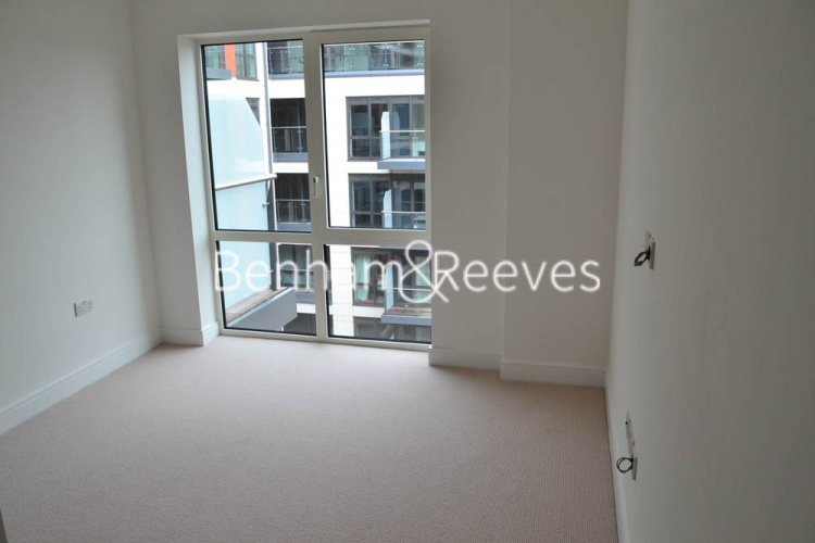 2  bedrooms flat to rent in Longfield Avenue, Ealing, W5-image 6