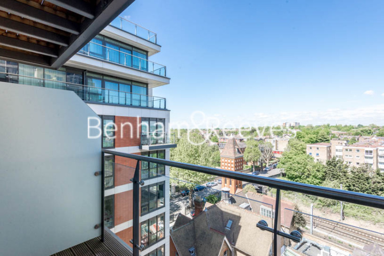 2  bedrooms flat to rent in Longfield Avenue, Ealing, W5-image 5