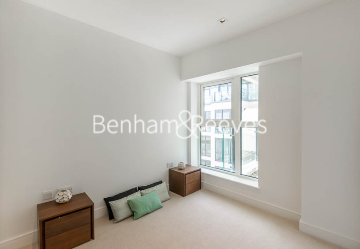 1  bedroom flat to rent in Dickens Yard, Ealing, W5-image 3