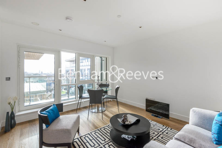 1  bedroom flat to rent in Dickens Yard, Ealing, W5-image 6