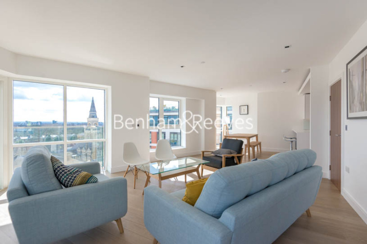 2 bedrooms flat to rent in Longfield Avenue, Ealing, W5-image 1