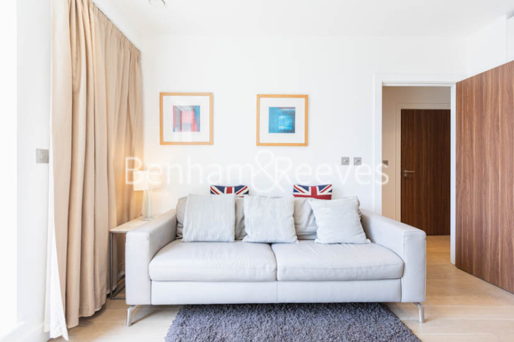 1  bedroom flat to rent in Longfield Avenue, Ealing, W5-image 1