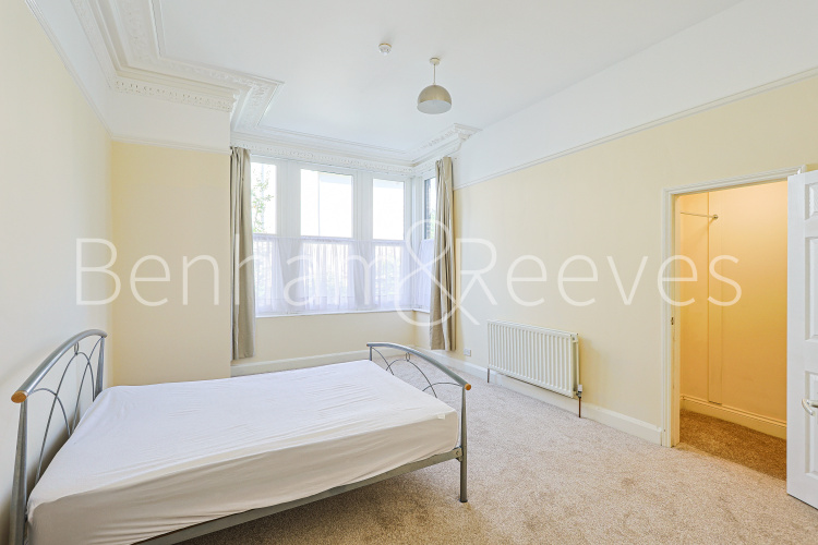 1  bedroom flat to rent in Madeley Road, Ealing, W5-image 3