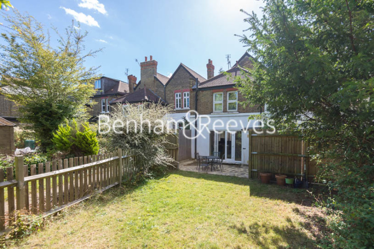 1  bedroom flat to rent in Madeley Road, Ealing, W5-image 9