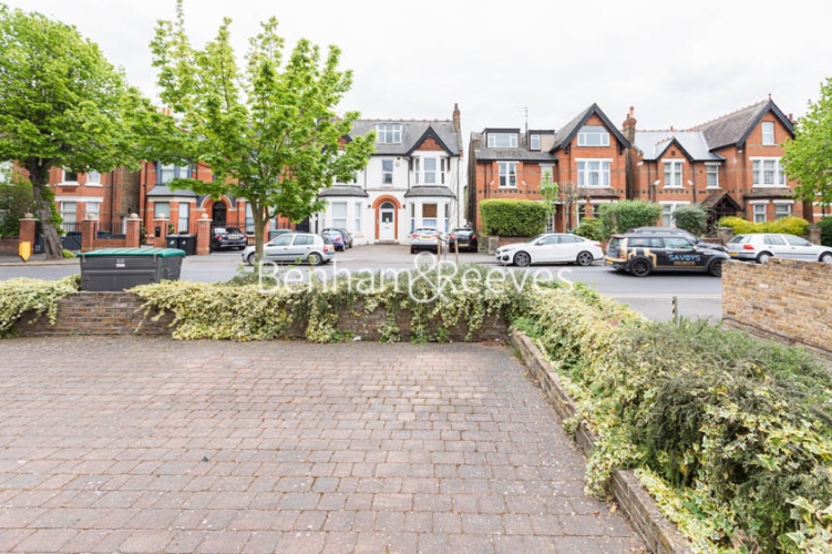 Studio flat to rent in Madeley Road, Ealing, W5-image 5