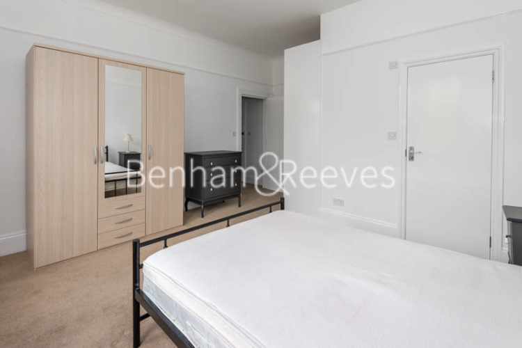 1  bedroom flat to rent in Madeley Road, Ealing, W5-image 9