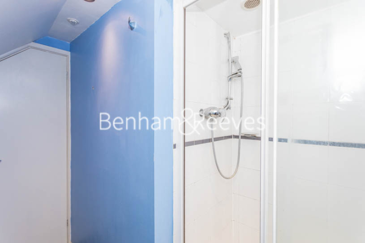 Studio flat to rent in Madeley Road, Ealing, W5-image 8