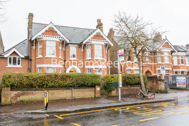 Studio flat to rent in Madeley Road, Ealing, W5-image 10