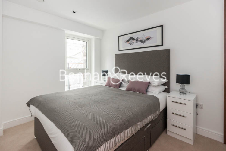 1 bedroom flat to rent in Longfield Avenue, Ealing, W5-image 3