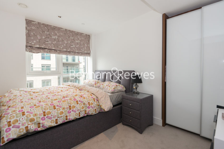 3 bedrooms flat to rent in Longfield Avenue, Ealing, W5-image 7