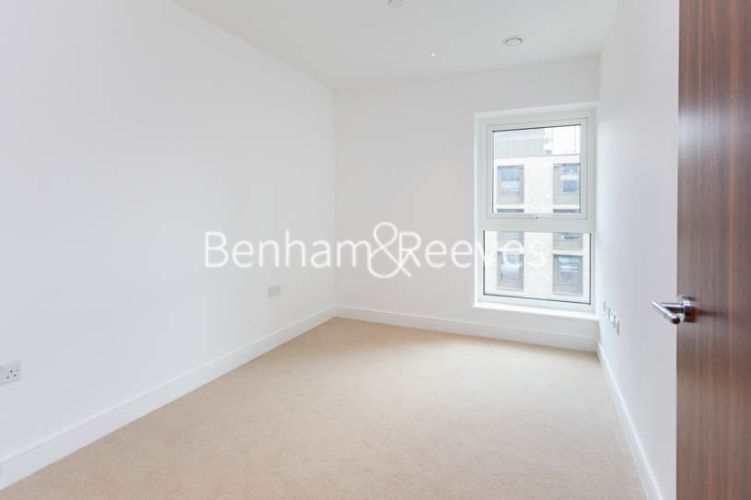 2 bedrooms flat to rent in Longfield Avenue, Ealing, W5-image 4