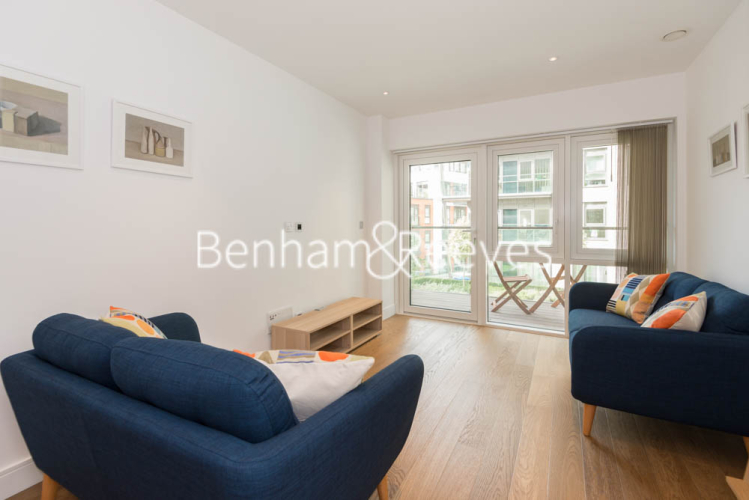 1 bedroom flat to rent in Longfield Avenue, Ealing, W5-image 1