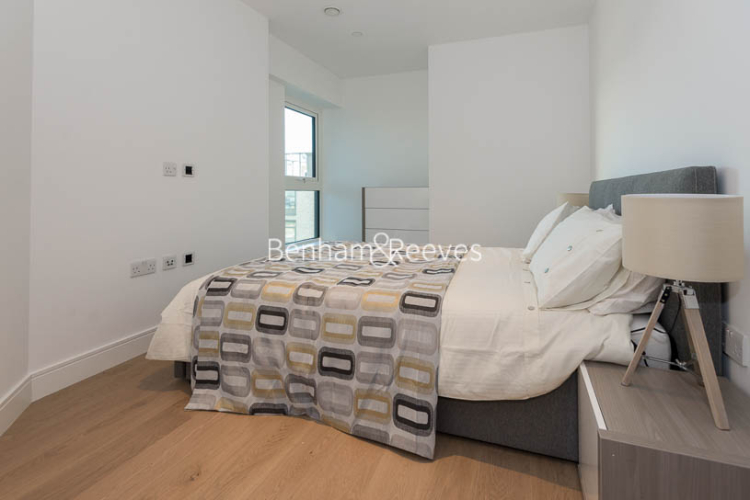 1 bedroom flat to rent in Longfield Avenue, Ealing, W5-image 3