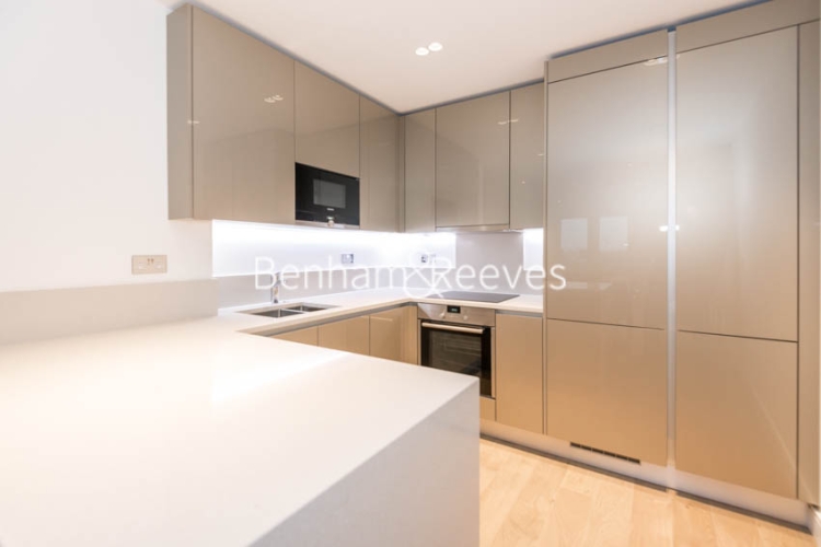 2 bedroom(s) flat to rent in Longfield Avenue, Ealing, W5, London