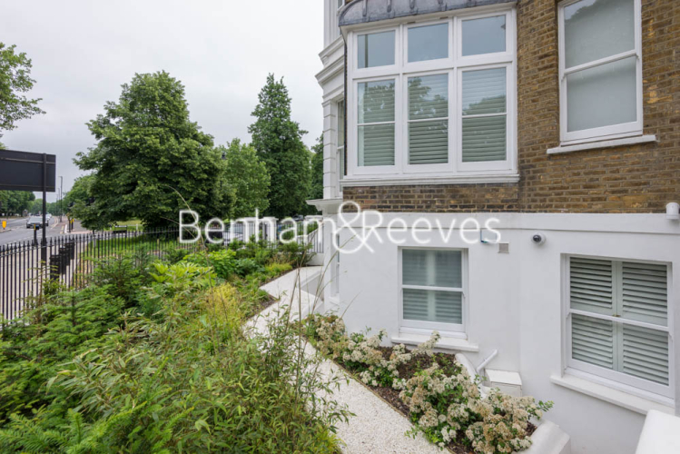 2 bedrooms flat to rent in The Mall, Uxbridge Road, Ealing, W5-image 4
