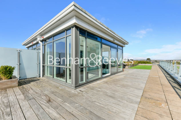 3  bedrooms flat to rent in Longfield Avenue, Ealing, W5-image 9