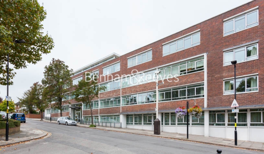 3  bedrooms flat to rent in Heathcroft, Ealing, W5-image 6