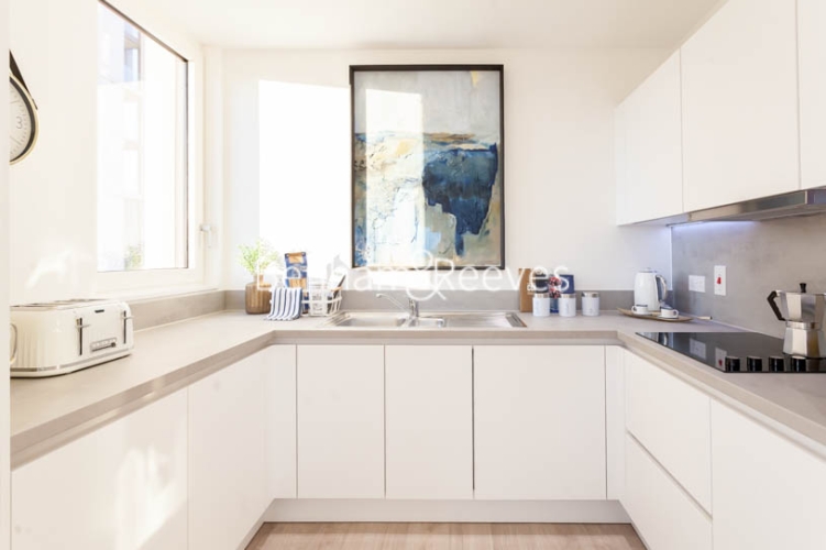 2  bedrooms flat to rent in College Road, Harrow, HA1-image 2