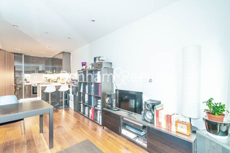 1 bedroom flat to rent in Longfield Avenue, Ealing, W5-image 5