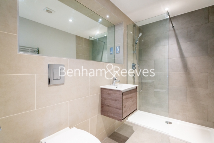 1  bedroom flat to rent in Field End Road, Ruislip, HA4-image 5