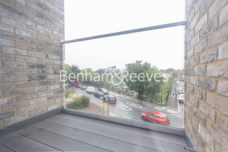 4 bedrooms house to rent in Seaford Road, Northfields, W13-image 5