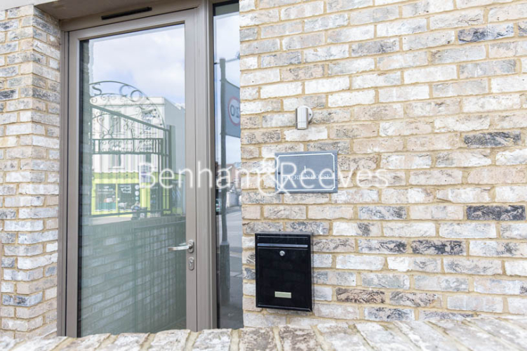 4 bedrooms house to rent in Seaford Road, Northfields, W13-image 6