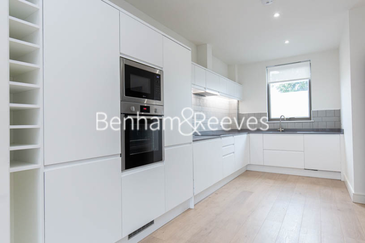 4 bedrooms house to rent in Seaford Road, Northfields, W13-image 9