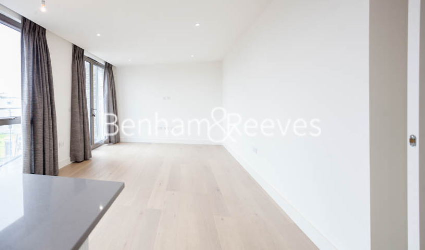 2  bedrooms flat to rent in Seaford Road, Northfields, W13-image 1