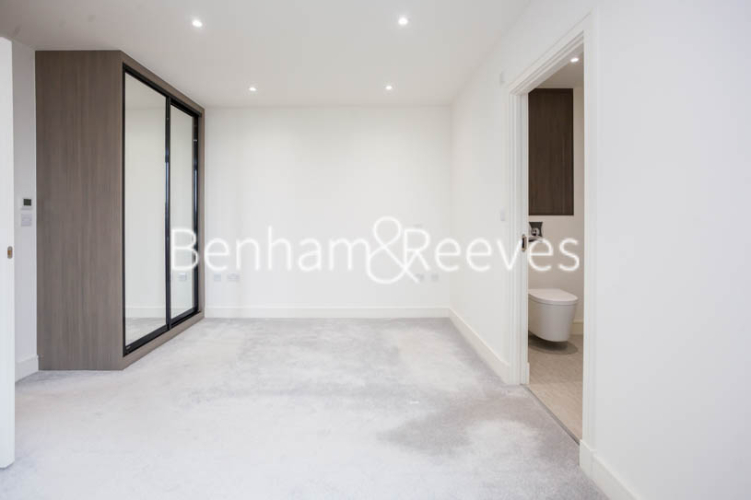 2  bedrooms flat to rent in Seaford Road, Northfields, W13-image 3